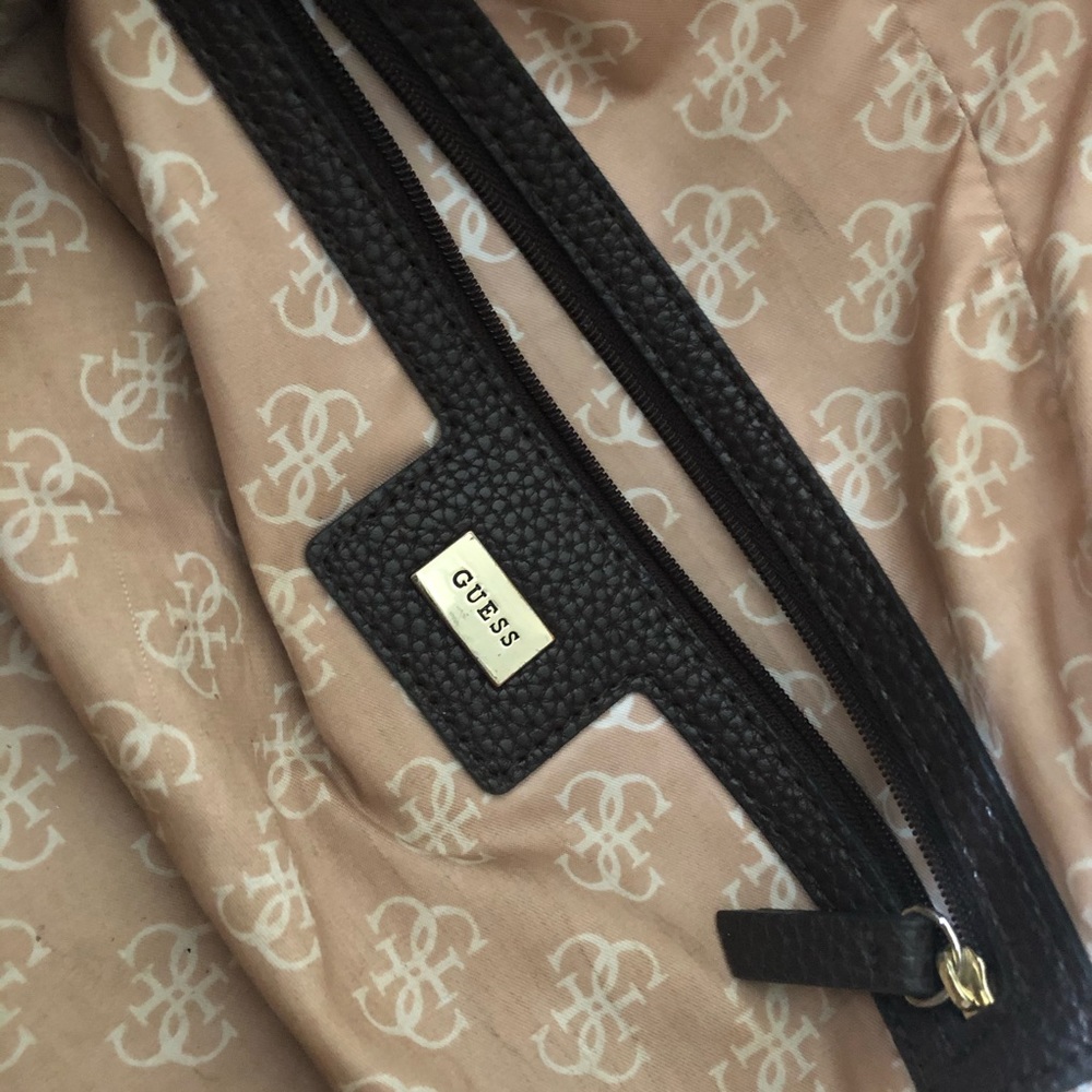 Guess Bag πΈ - Picture 8 of 8